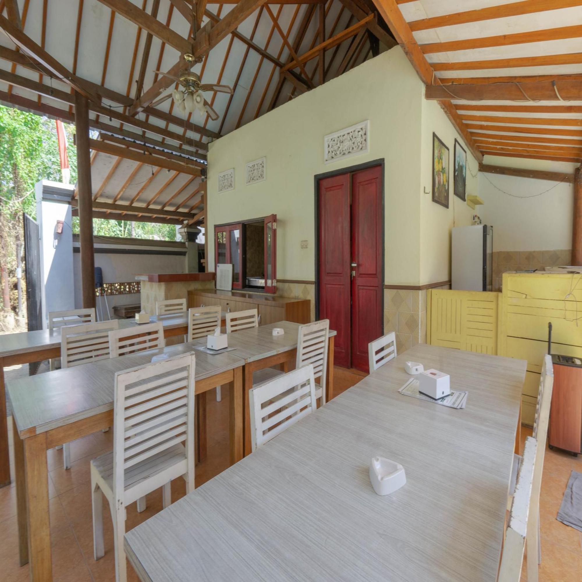 होटल Urbanview My One Gili Trawangan